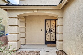 Gorgeous Green Valley Home: Patio & Private Pool!