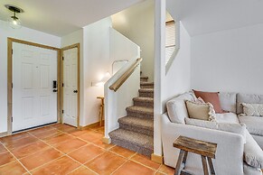 Gorgeous Green Valley Home: Patio & Private Pool!