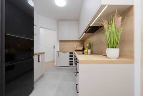 Apartment With Two Balconies by Renters