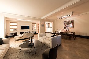 City Luxury 3BR Prime Location