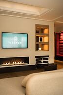 City Luxury 3BR Prime Location