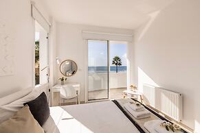 Faros Seaside Villa Larnaca