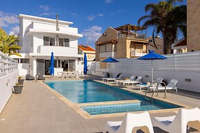 Faros Seaside Villa Larnaca