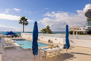 Faros Seaside Villa Larnaca