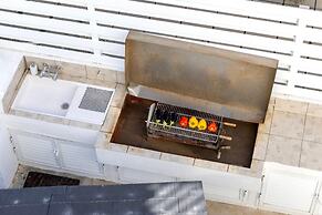 Faros Seaside Villa Larnaca