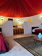 Les Jardins D'Issil Maison d'Hôtes