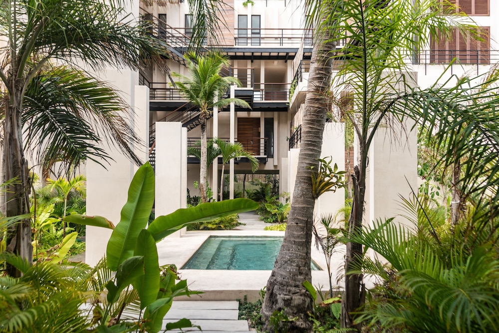 BESPOKE, Member of Small Luxury Hotels