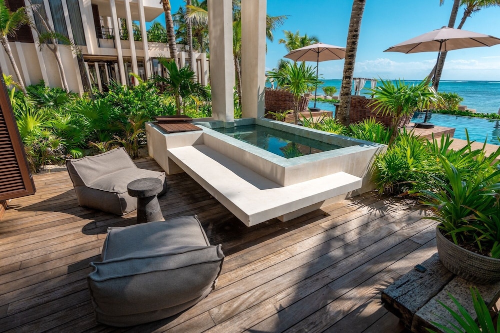 BESPOKE, Member of Small Luxury Hotels
