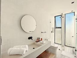 BESPOKE, Member of Small Luxury Hotels