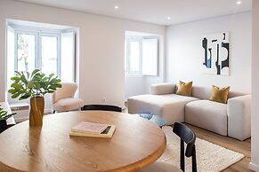 The Haus - Santa Barbara II