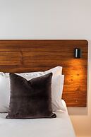 The Haus - Santa Barbara II