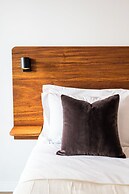 The Haus - Santa Barbara II