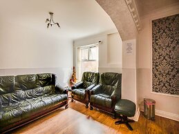 Eastbourne Lodge