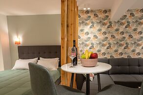 Heart of Athens Apartments