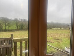 Lovely Shepherds hut in Cornwall