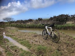 Lovely Shepherds hut in Cornwall