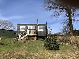 Lovely Shepherds hut in Cornwall