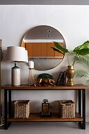 Modern Luxury 1BR in Venice Mckinley