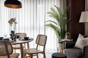 Modern Luxury 1BR in Venice Mckinley