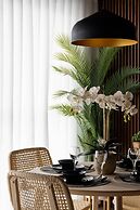 Modern Luxury 1BR in Venice Mckinley