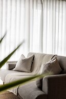 Modern Luxury 1BR in Venice Mckinley