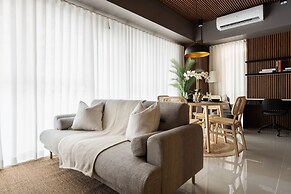 Modern Luxury 1BR in Venice Mckinley