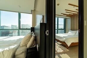 Luxury 2BR Gem in One Uptown, bgc