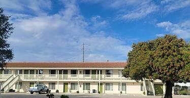 Soledad Motel 8