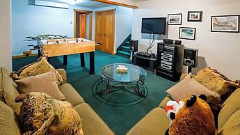 Polar Peak Lodges by Fernie Lodging CO