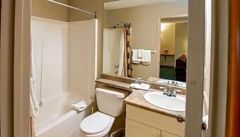 Polar Peak Lodges by Fernie Lodging CO