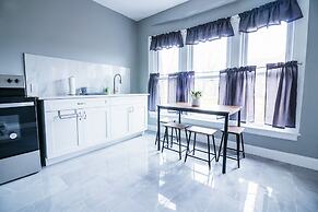 Cozy 1 bedroom Apartment Sleeps 4