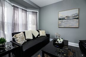 Cozy 1 bedroom Apartment Sleeps 4