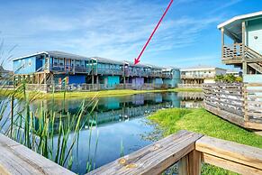 Purple Pelican by Avantstay Waterfront Oasis