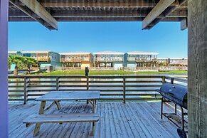 Purple Pelican by Avantstay Waterfront Oasis