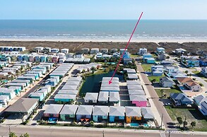 Purple Pelican by Avantstay Waterfront Oasis