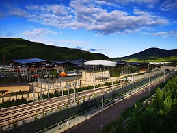 Oakwood Suites Chongli