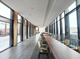 Oakwood Suites Chongli