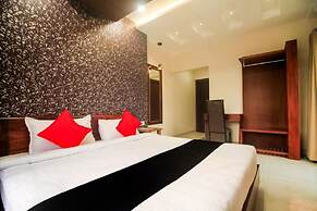 Hotel Grand Palace and Banquet