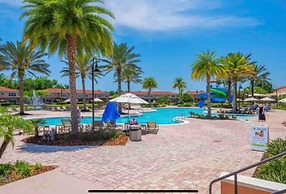 Private Hot Tub 3-bedroom 8 Miles From Disney