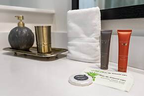 Private Hot Tub 3-bedroom 8 Miles From Disney