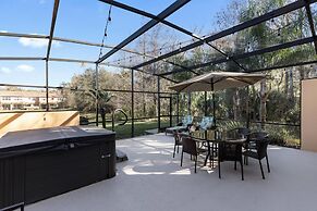 Private Hot Tub 3-bedroom 8 Miles From Disney