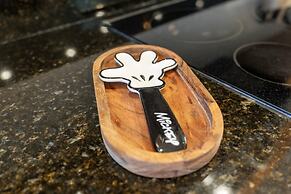 Private Hot Tub 3-bedroom 8 Miles From Disney