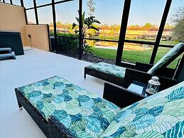 Private Hot Tub 3-bedroom 8 Miles From Disney