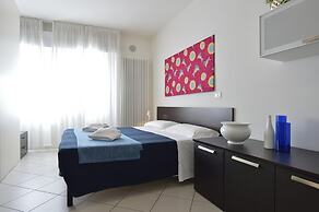 Mina 1 in Gabicce Mare