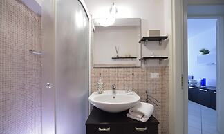 Mina 1 in Gabicce Mare