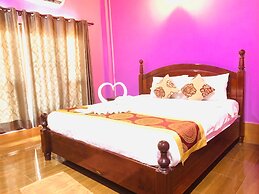 Happy Riverview Hotel