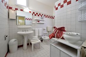 Trilo Mina 4 in Gabicce Mare