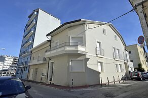 Trilo Mina 4 in Gabicce Mare