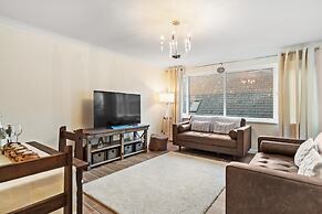 Monkstone Court - Close to Village and Beach