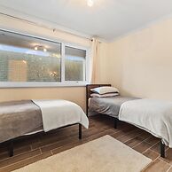 Monkstone Court - Close to Village and Beach